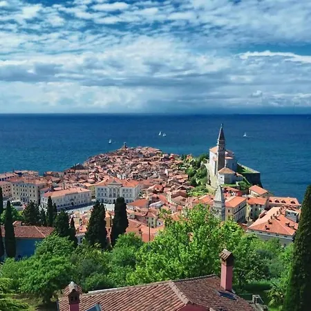 Unique Spacious Apartment With Terrace Piran Exterior photo
